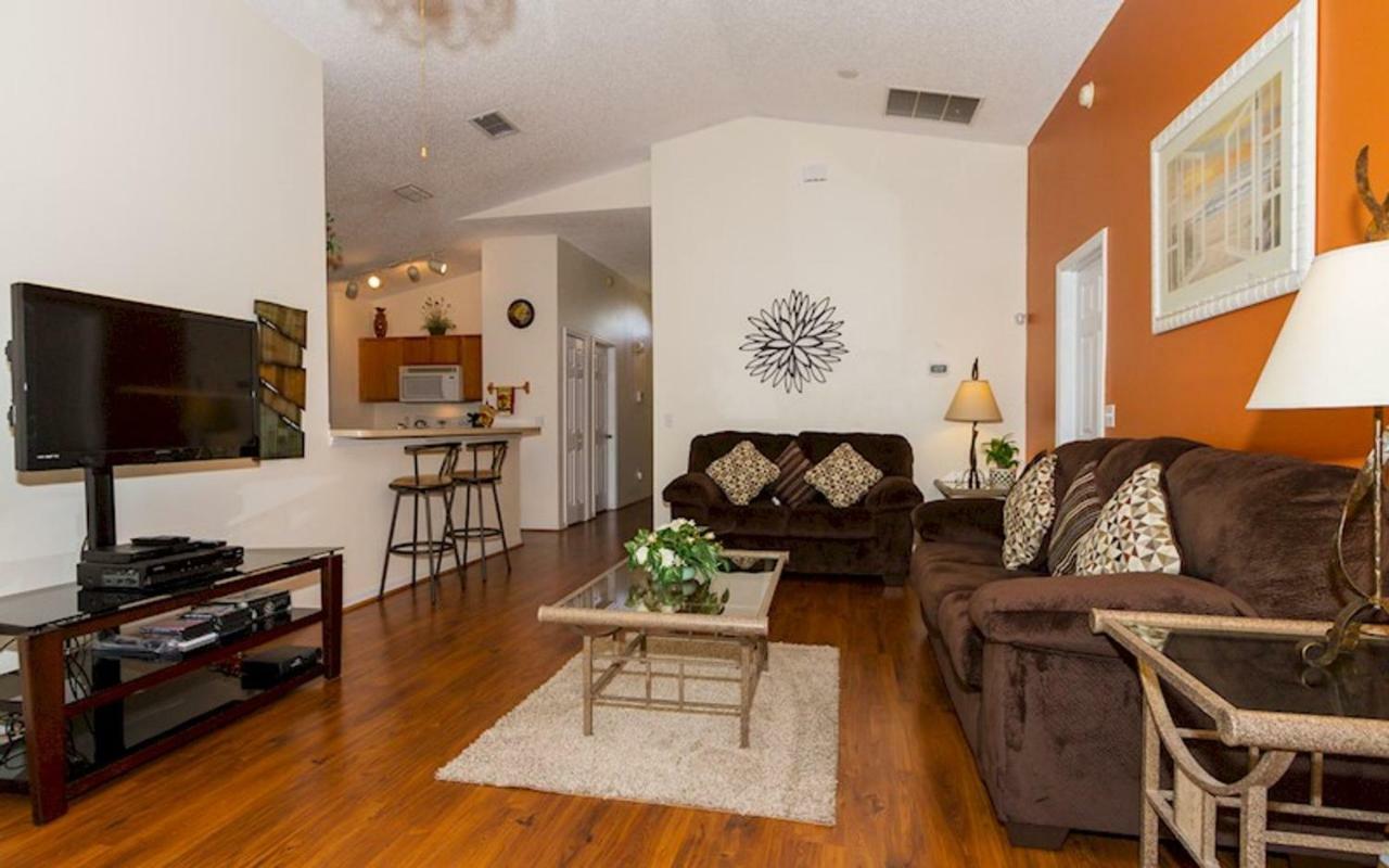 הוילה קלרמונט Woodridge - 17423 Woodcrest By Fairytalevr מראה חיצוני תמונה